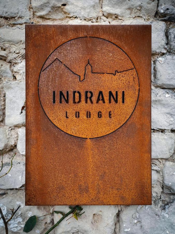 Indrani Lodge Loupoigne Exteriér fotografie